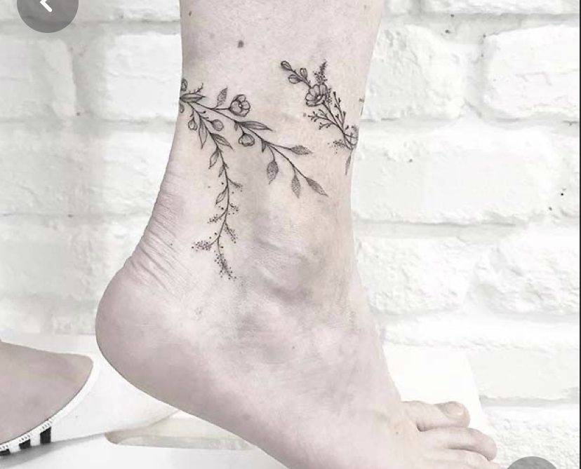 Leafs Tattoo on ankle